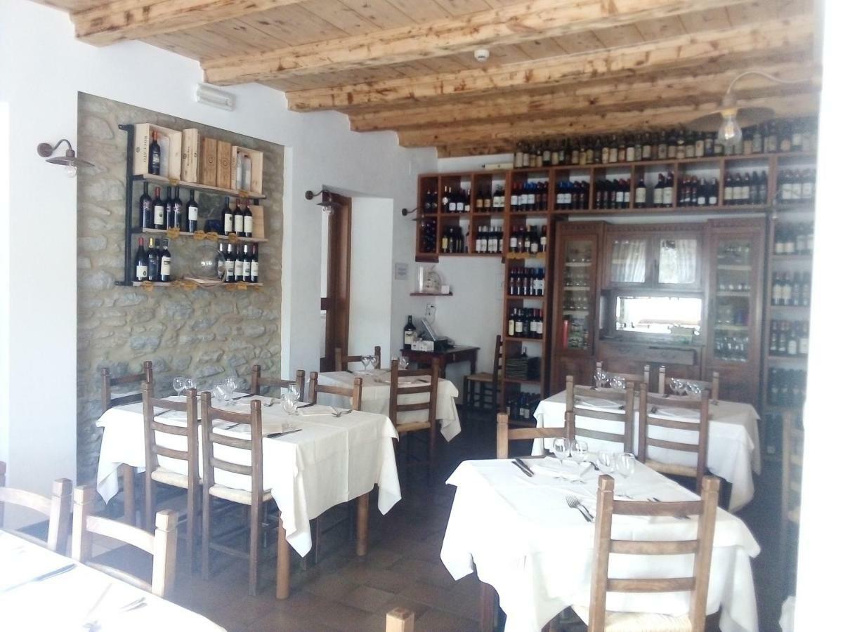 La Foresta Albergo Ristorante Pizzeria บาเดีย ปราตาเยีย ภายนอก รูปภาพ