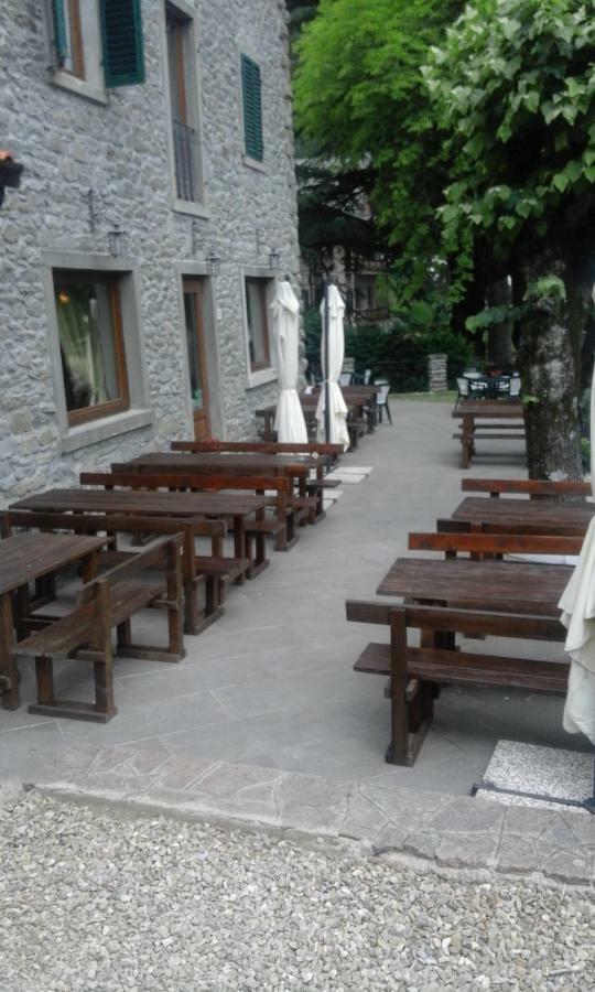 La Foresta Albergo Ristorante Pizzeria บาเดีย ปราตาเยีย ภายนอก รูปภาพ